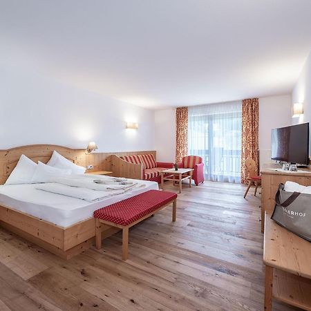 Hotel Torgglerhof Брессаноне Экстерьер фото